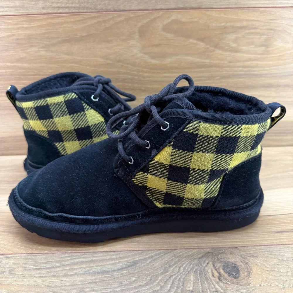 UGG Neumel Chukka Boot Youth Kids Size 5 Black Yellow Gingham Sherpa Fur Lined